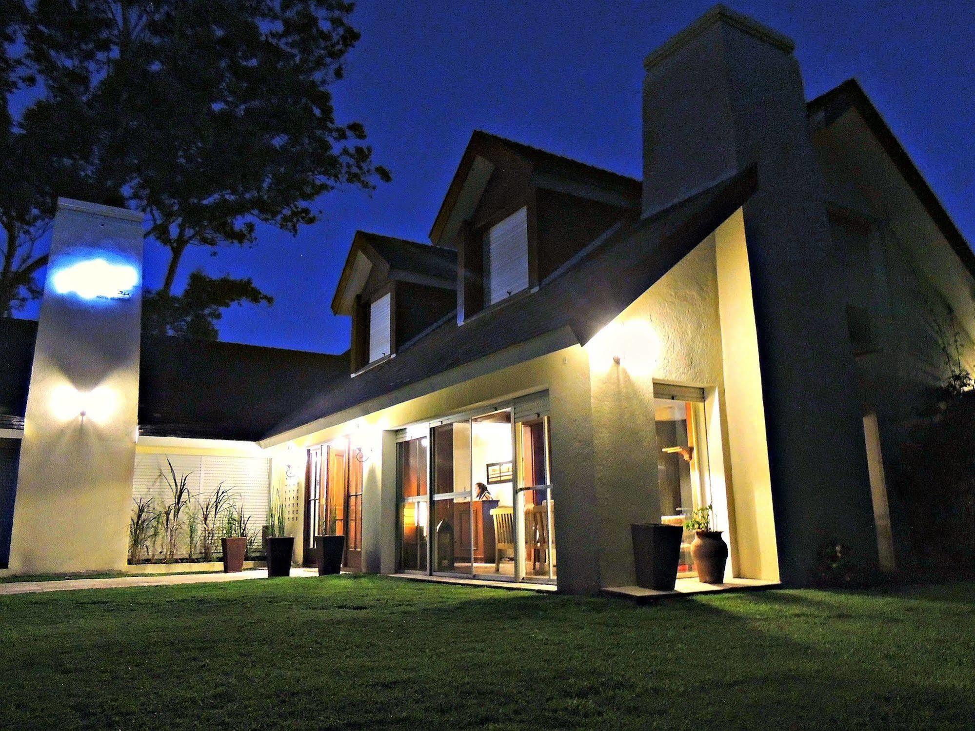 Petit Chateau Hotel Boutique Punta del Este Buitenkant foto
